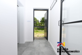 Nowy dom w zabudowie bliźniaczej